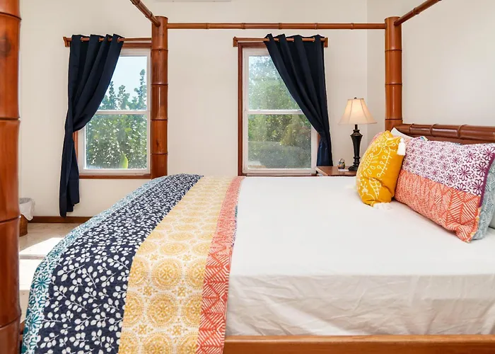 Residences At Barrier Reef 4b Oceanview 2 Bedroom By Floreo Holiday home San Pedro (Ambergris Caye)