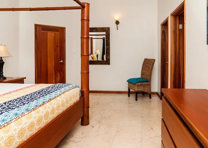 Residences At Barrier Reef 4b Oceanview 2 Bedroom By Floreo Holiday home